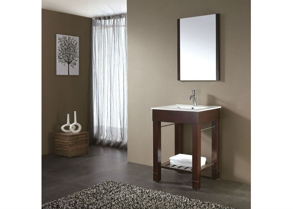 Small furniture makes small bathroom look bigger